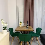 Apartament Mav D8 *
