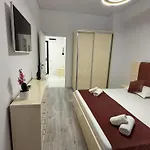 Apartament Mav D8 *